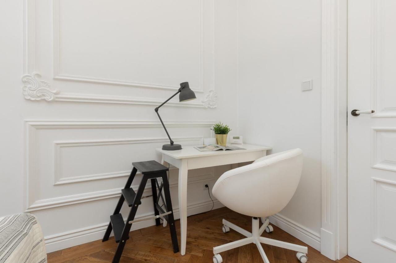 Apartment Strzelecka Old Town Cracow By Renters Prestige Краків Екстер'єр фото